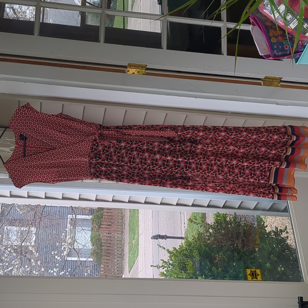 Just Taylor colorful maxi dress size 6